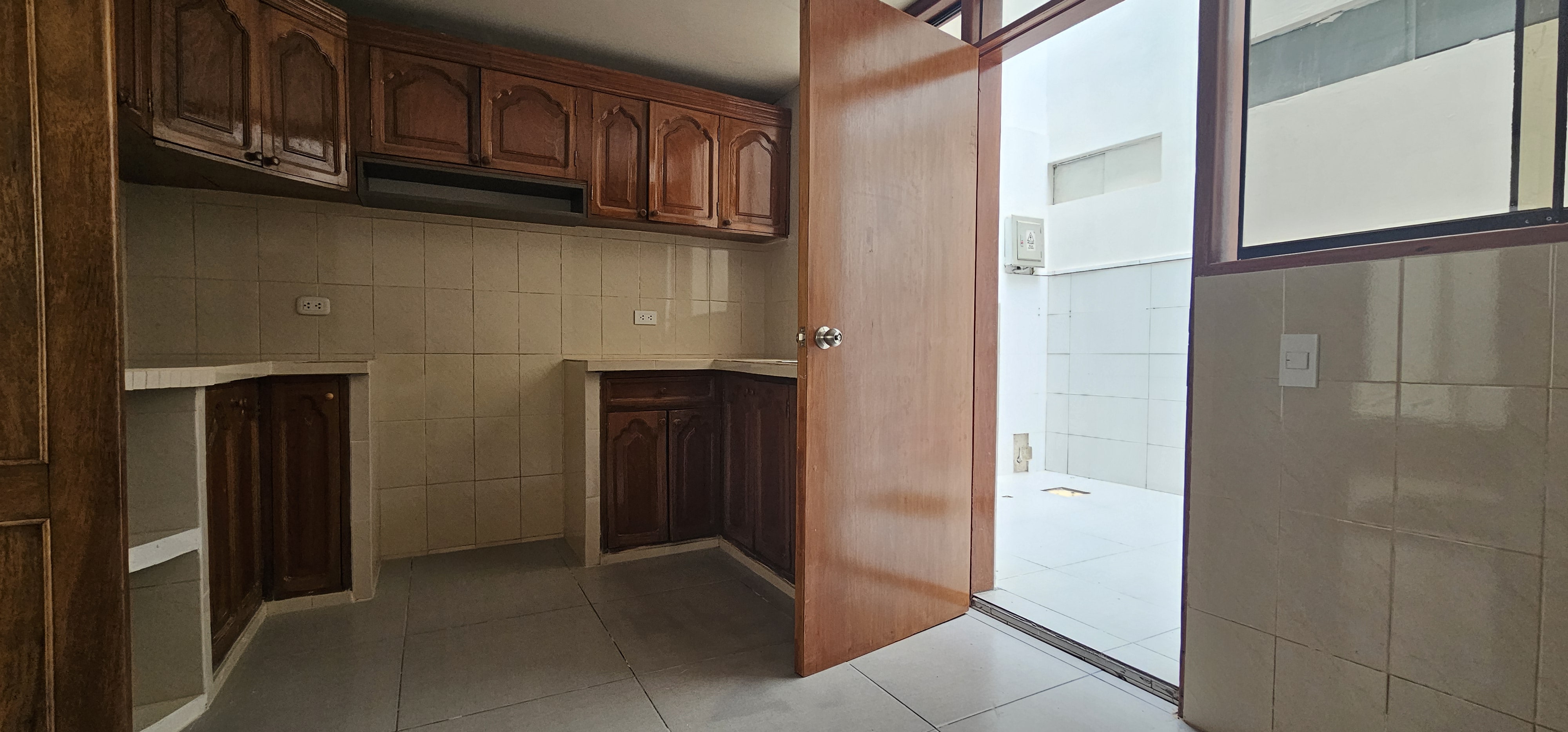 Estratégico Local en Av.Fátima