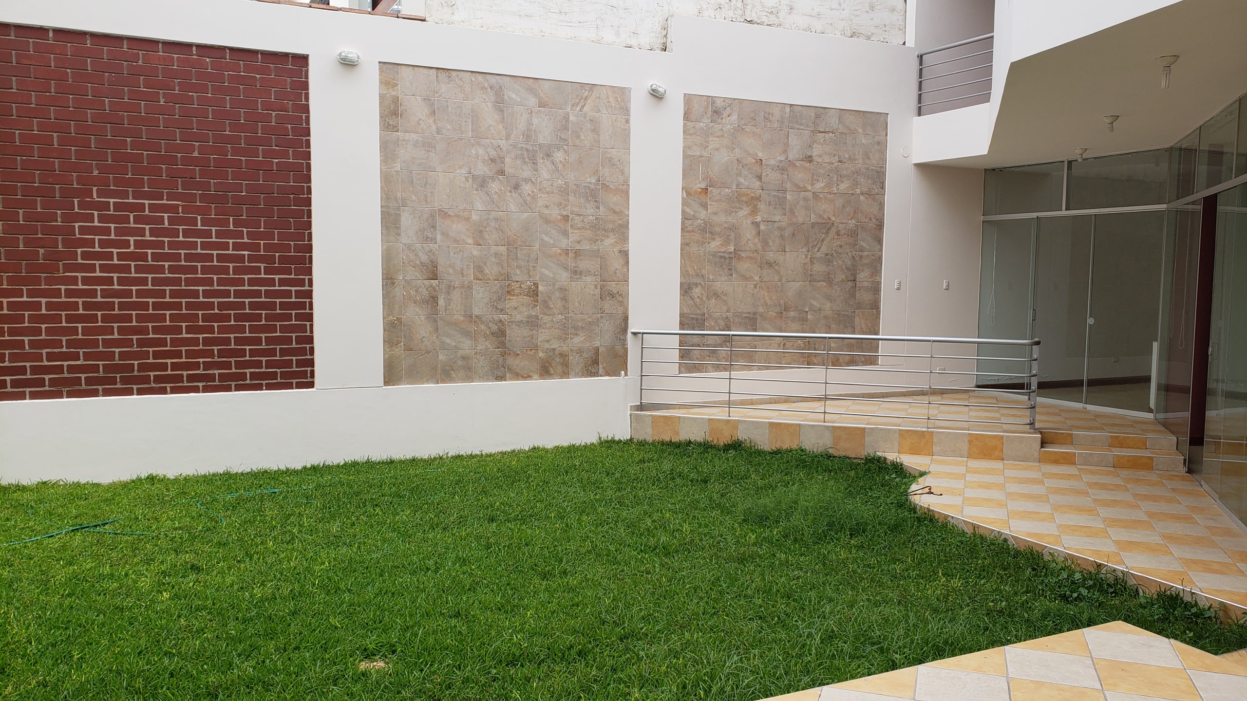 Magnífica Casa Frente a Parque,El Golf