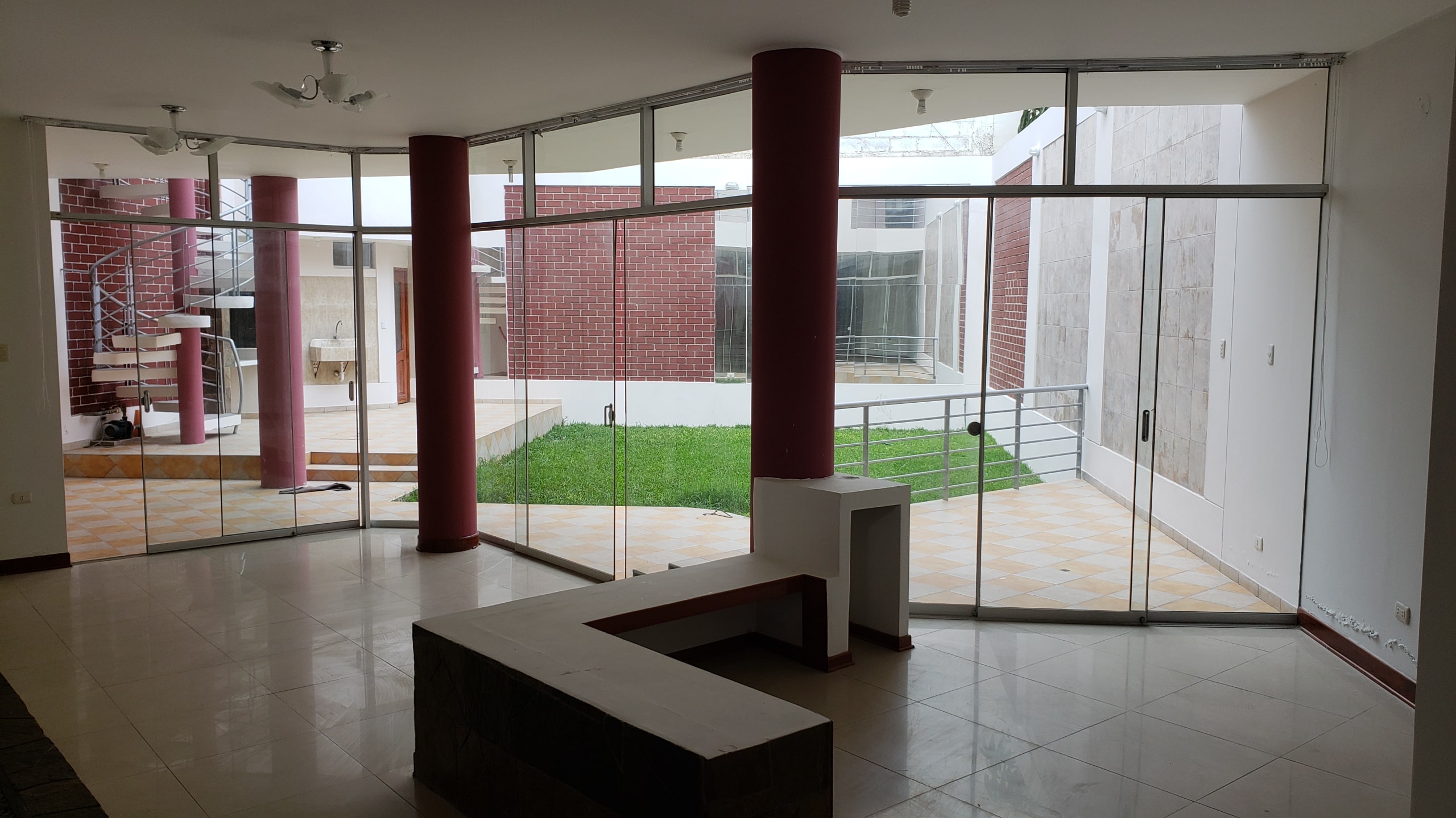 Magnífica Casa Frente a Parque,El Golf