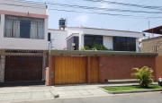 Miniatura 16 de Moderna Vivienda muy Cerca al Centro de la Ciudad,Urb.Las Quintanas,Trujillo