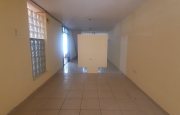 Miniatura 12 de Vivienda con Entradas Independientes: Espaciosa Casa de Dos Pisos Esperando por Ti
