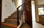 Miniatura 6 de Renovada Elegancia en una Ubicación Privilegiada:Casa en el Corazón de El Golf,Trujillo
