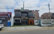 Miniatura 1 de Magnífico Local Comercial en Avenida Comercial