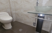 Miniatura 4 de Casa de Estreno con Piscina y Terraza en Trujillo - Vive el Placer de lo Exclusivo
