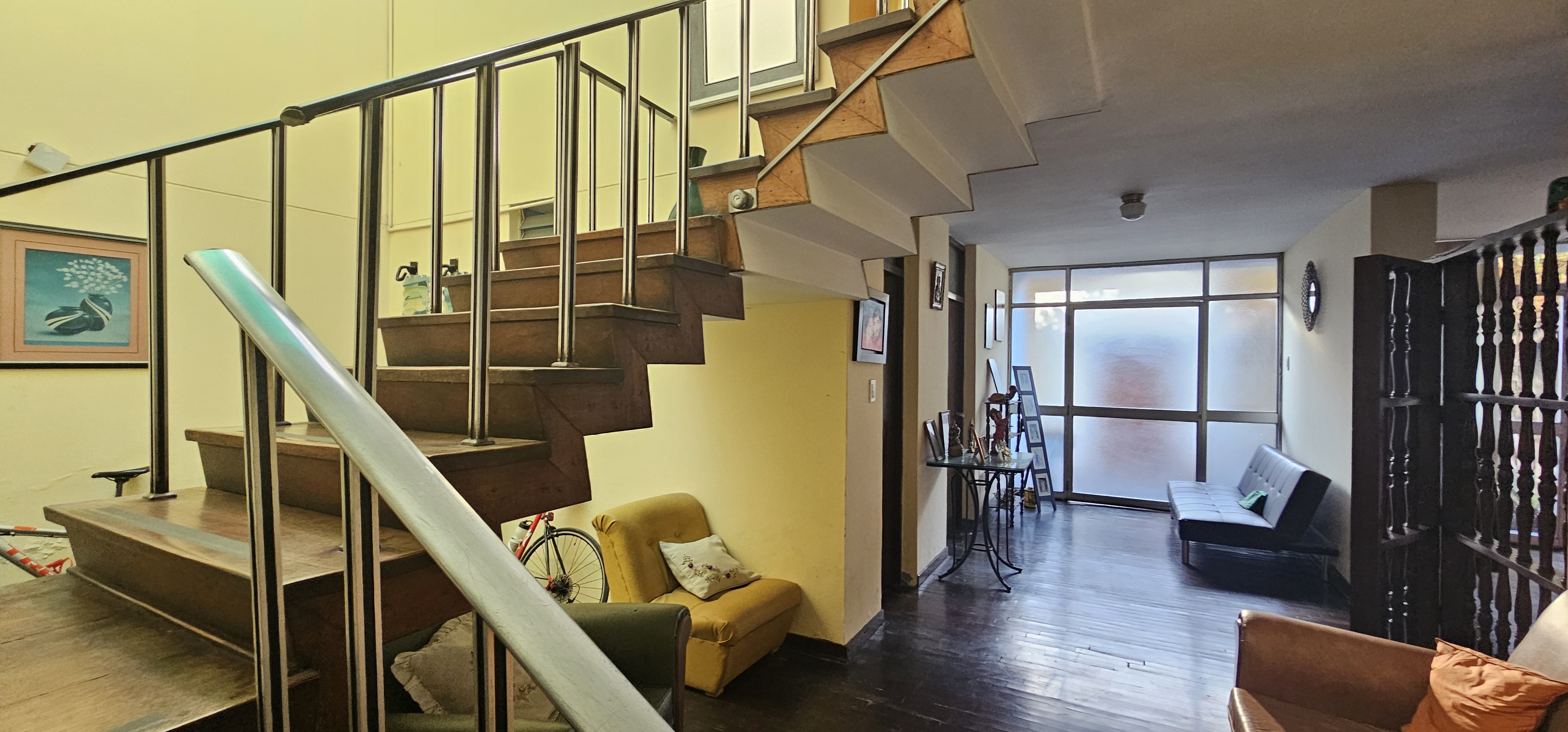 Casa en Av.Larco Cerca a Registros Públicos