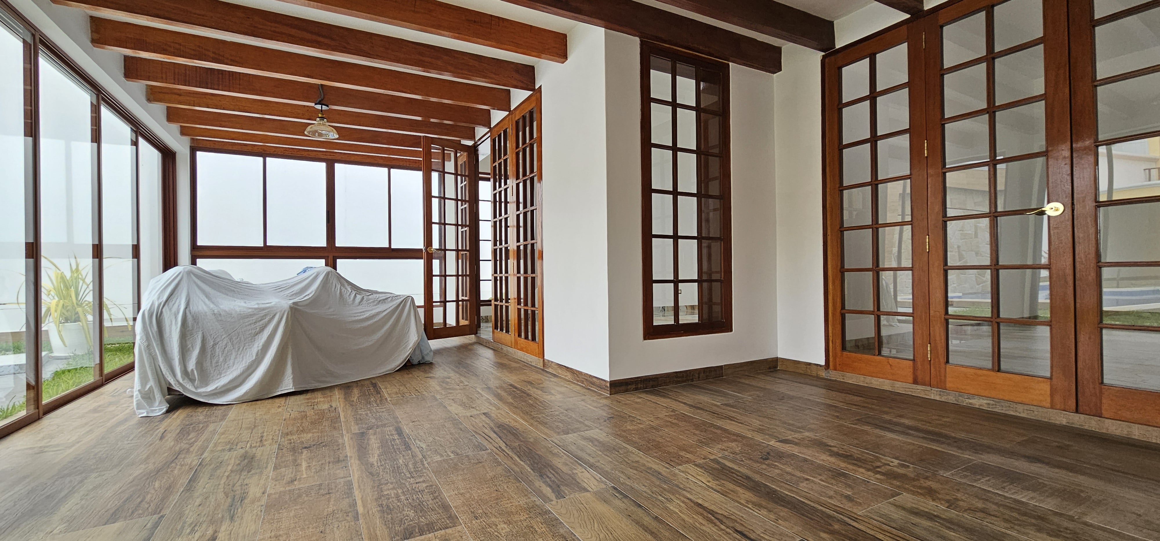 Maravillosa Casa en Avenida Residencial