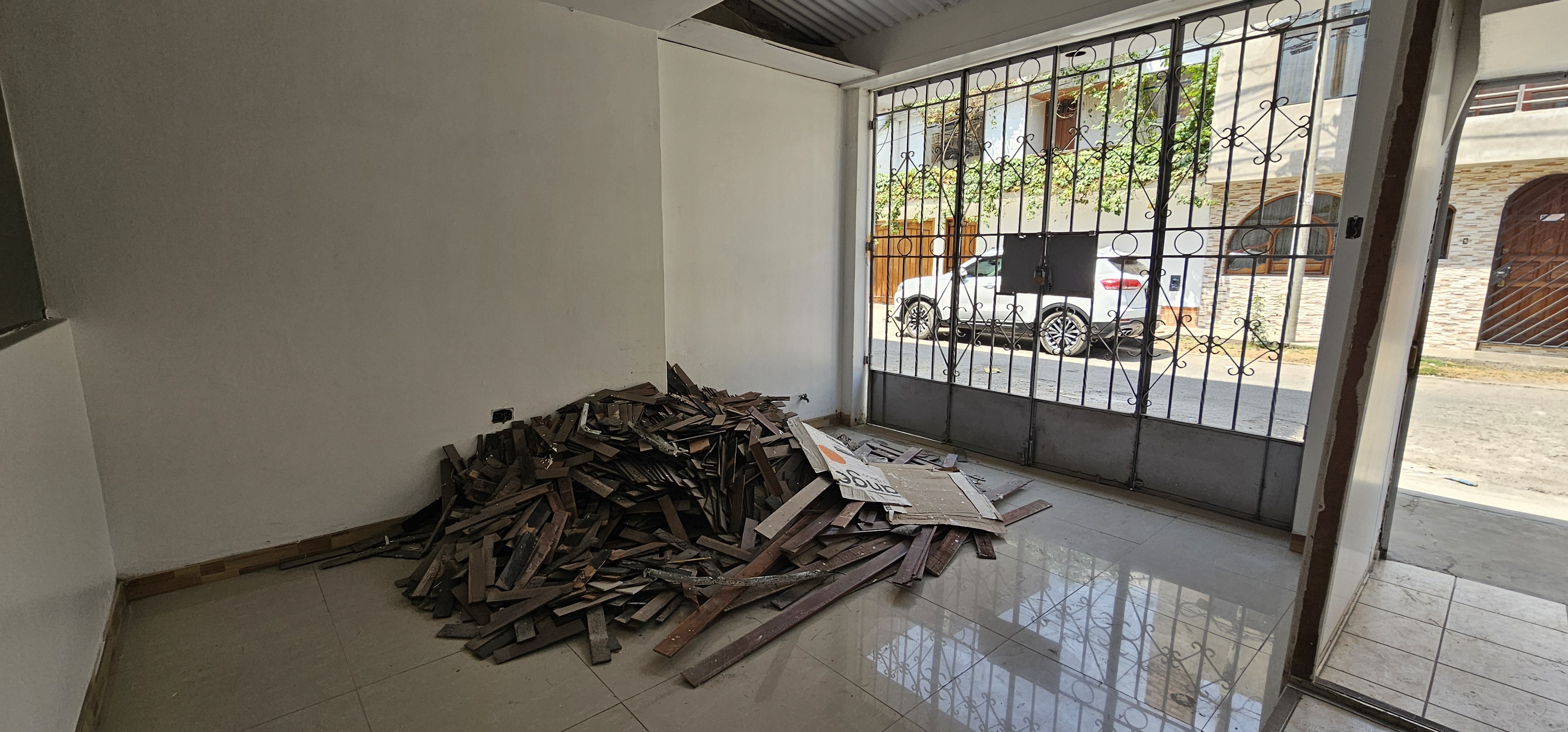 Inmejorable Ubicación:Casa Muy Cerca al Real Plaza