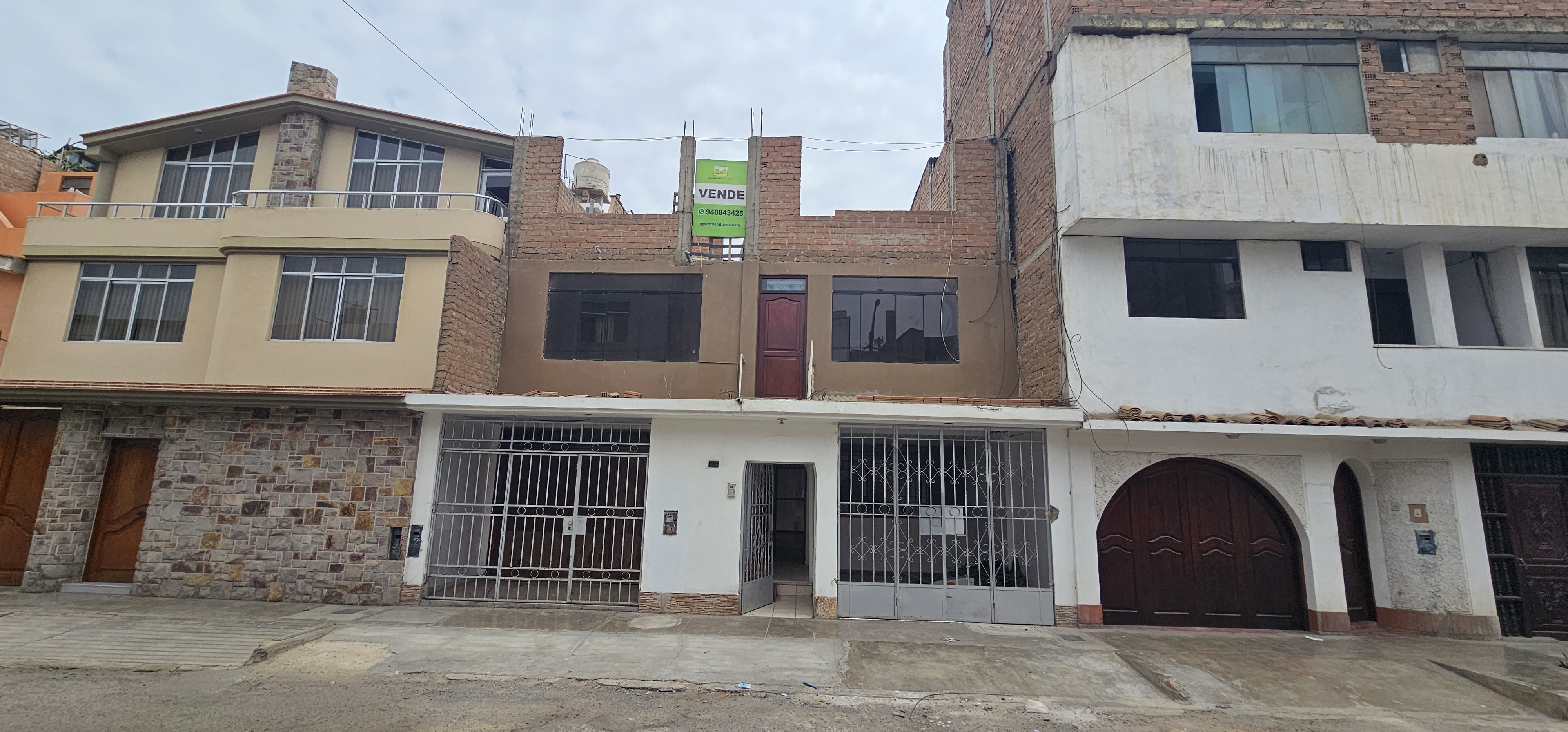 Inmejorable Ubicación:Casa Muy Cerca al Real Plaza