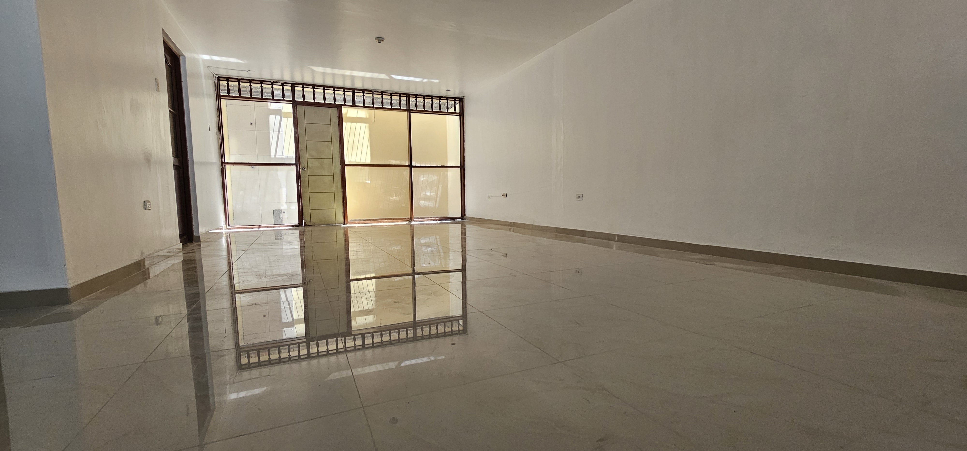Inmejorable Ubicación:Casa Muy Cerca al Real Plaza