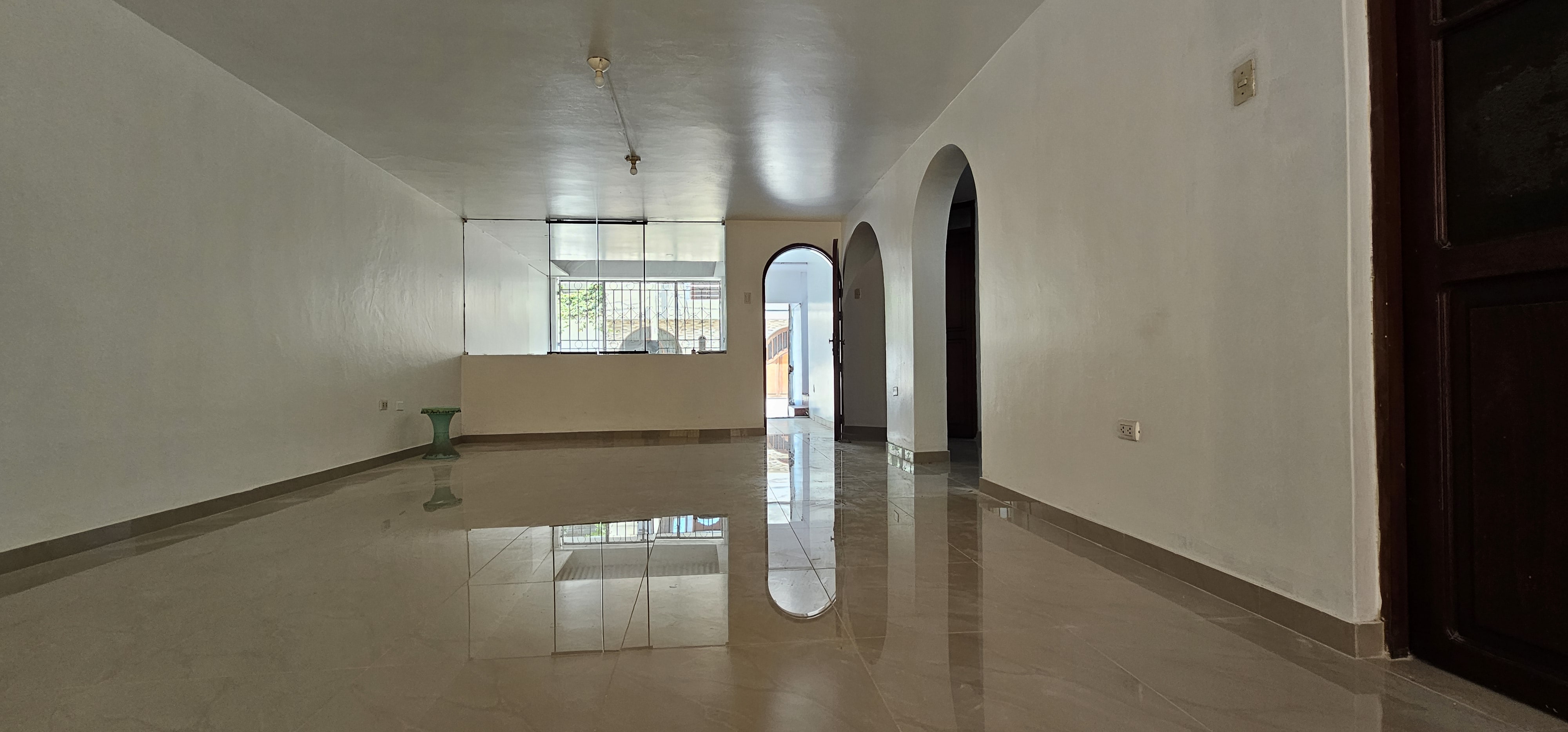 Inmejorable Ubicación:Casa Muy Cerca al Real Plaza