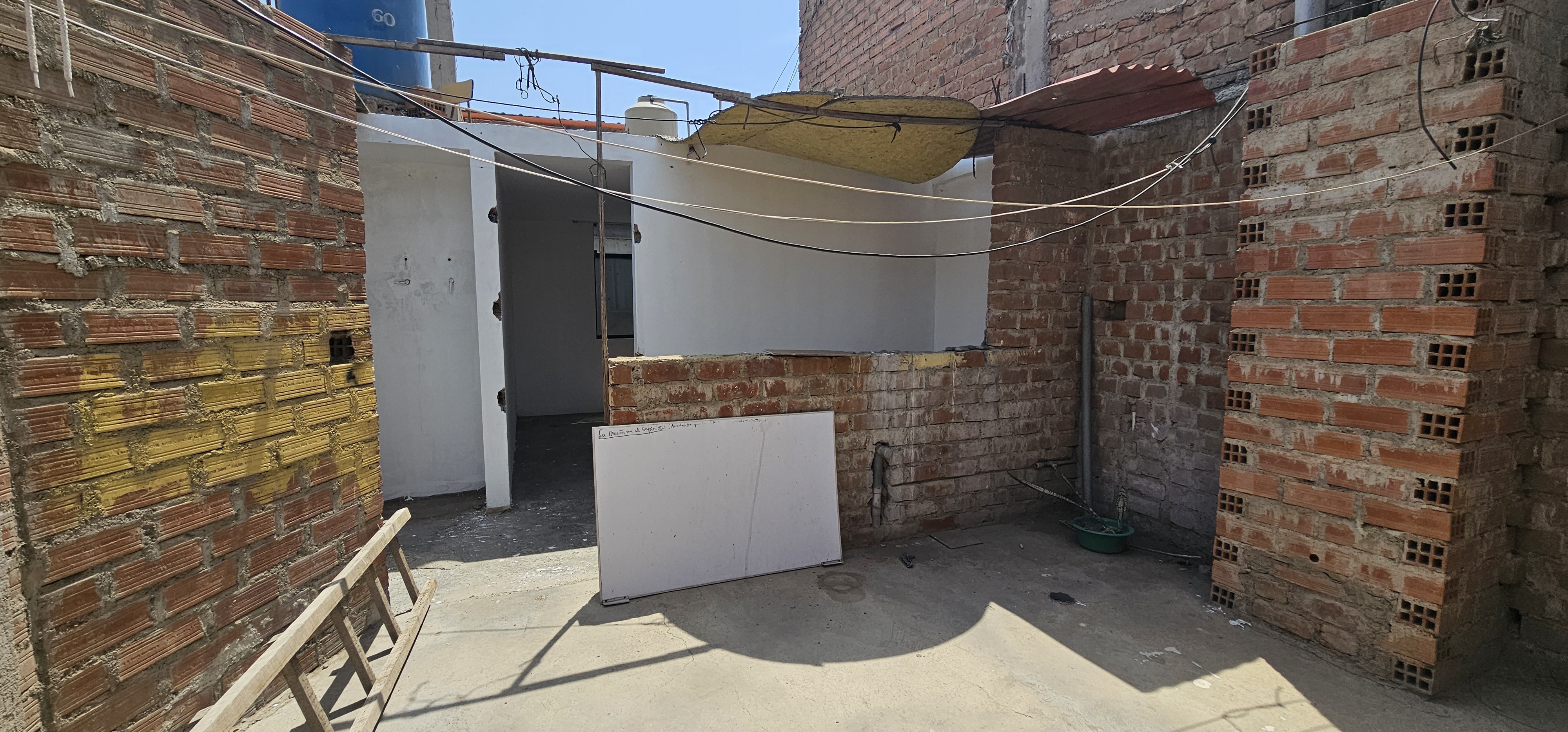 Inmejorable Ubicación:Casa Muy Cerca al Real Plaza