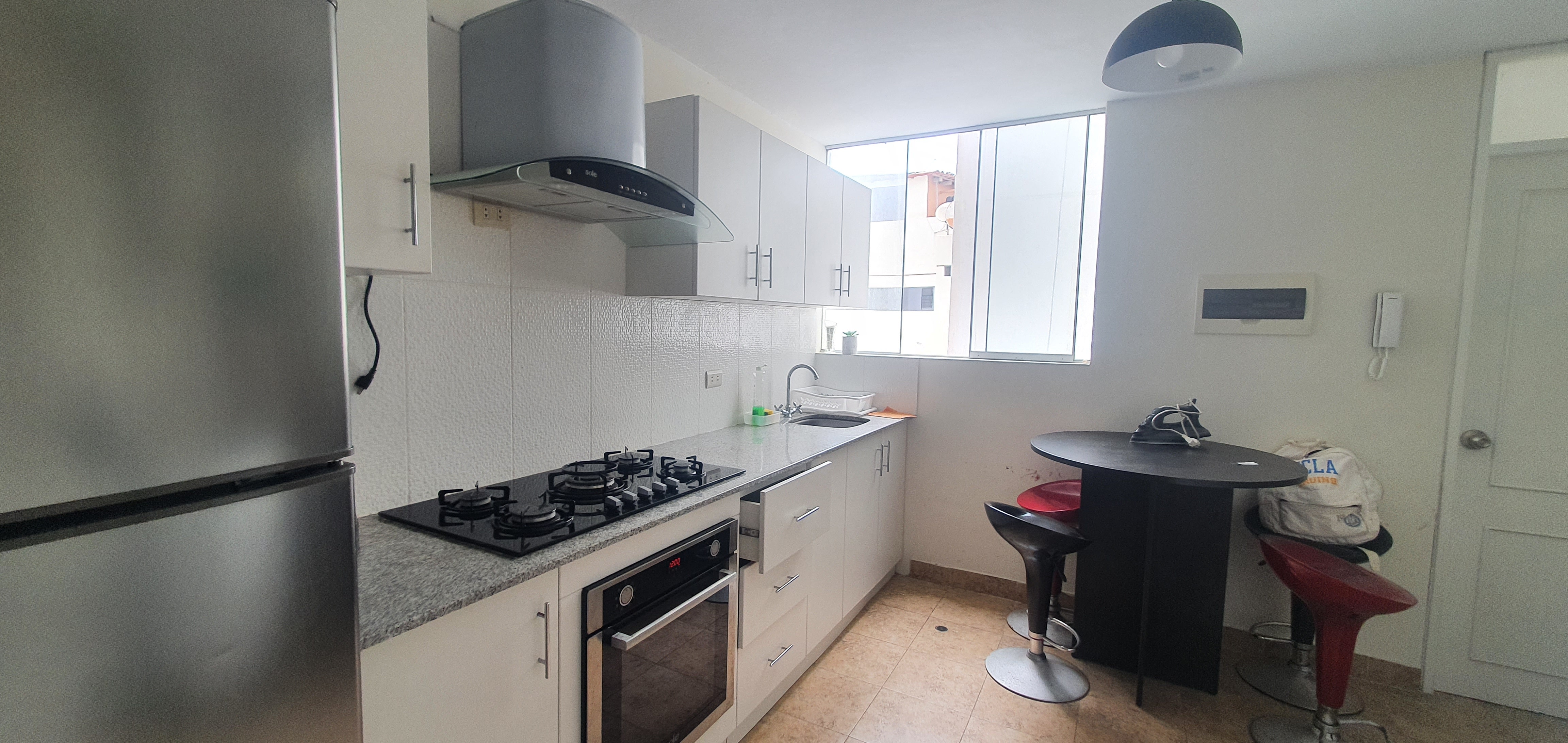 Exclusivo Departamento Amoblado Cerca al Golf y Country Club