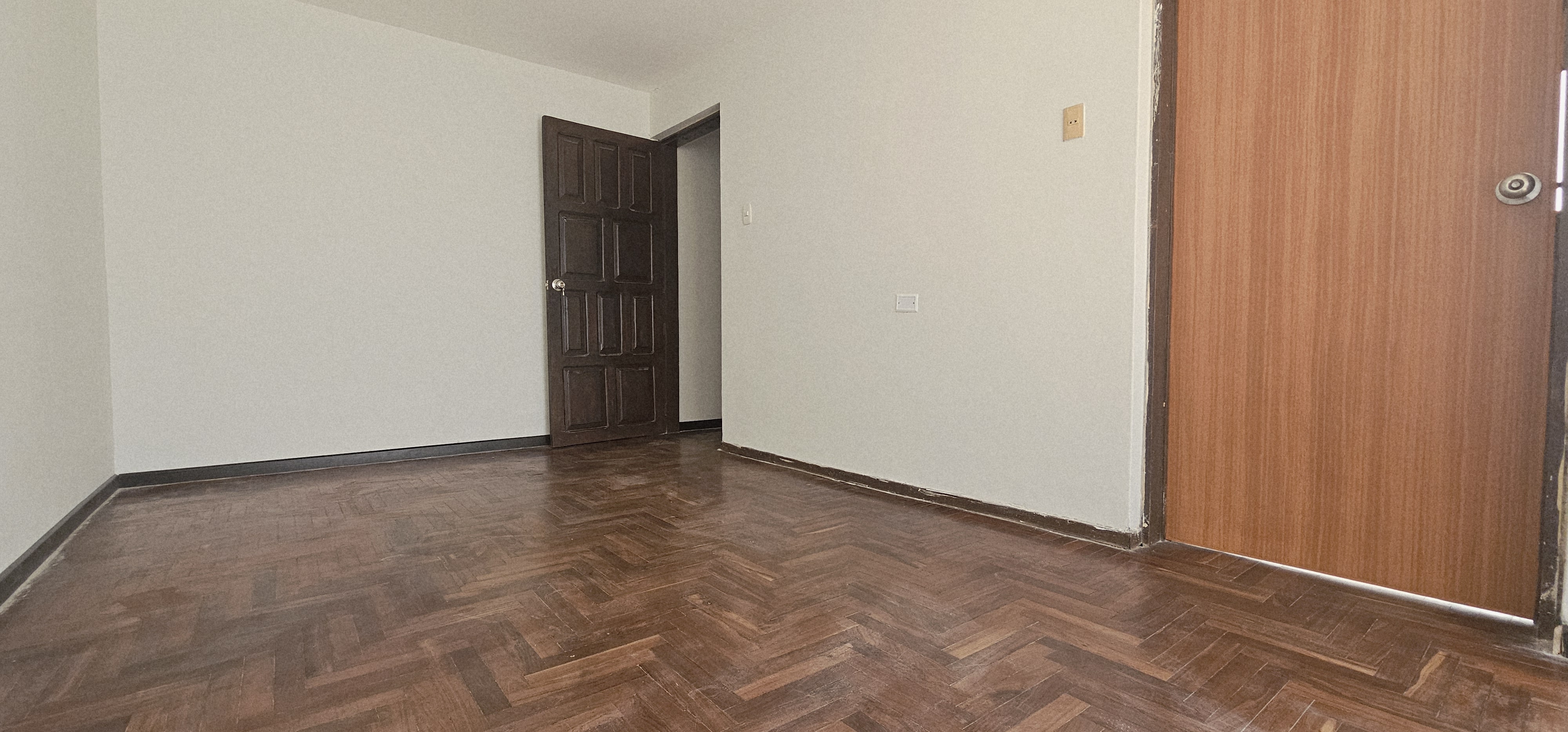 En Venta - Vivir en el Corazón de Trujillo: Donde el Tiempo y la Ubicación Valen Más